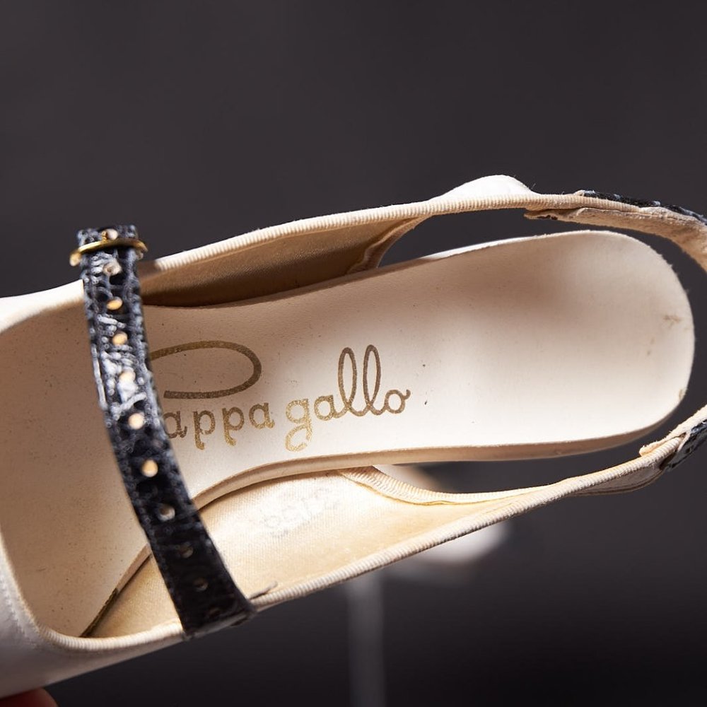 Vintage 1960s Pappagallo Mary Jane Shoes